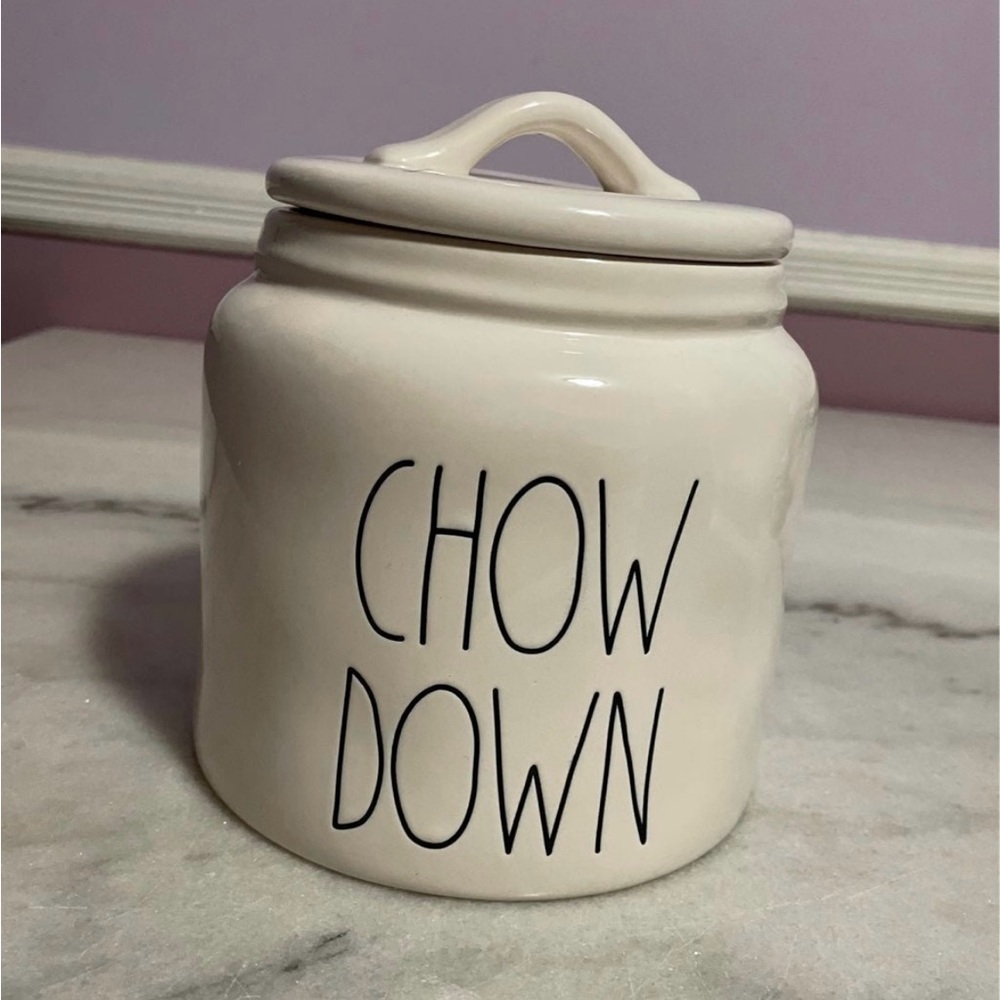 Rae Dunn canister